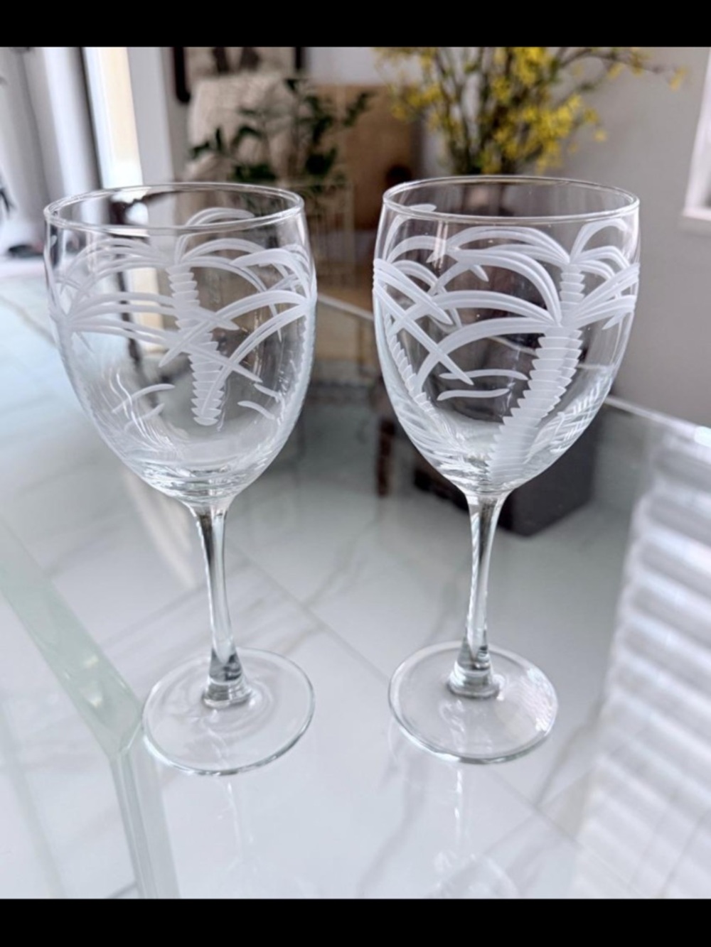 Rolf Glass Palm Tree Etched All Purpose Wine Glasses Set of 2, 7 7/8" Tall